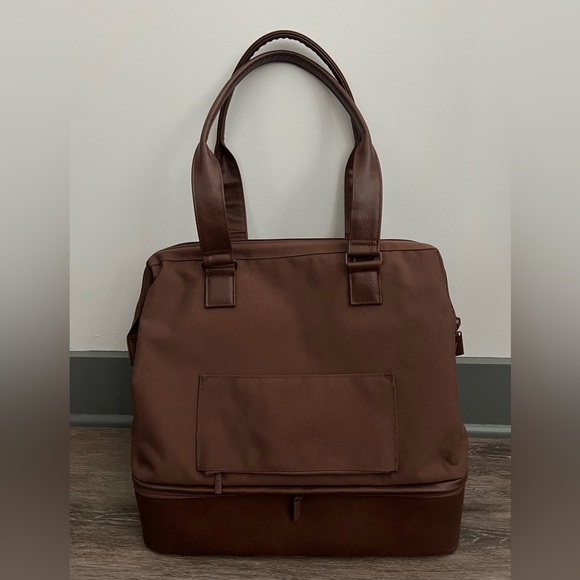 Béis Convertible Mini Weekender - Picture 2 of 6